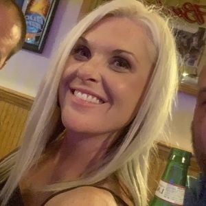 Meet your Posher, Carla